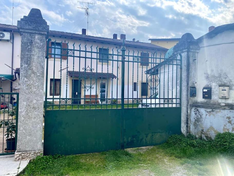 Zona Fiera A 10 Minuti Dal Centro Con Parcheggio Daire Verona Dış mekan fotoğraf